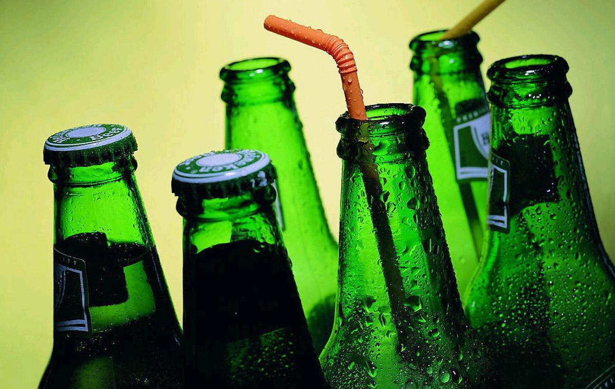 精釀啤酒設(shè)備,啤酒廠設(shè)備,開辦啤酒廠,啤酒瓶（罐）清洗