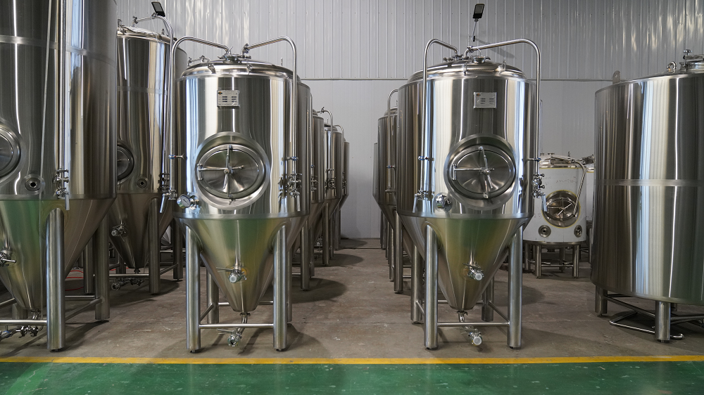 如何針對產能配發酵罐？