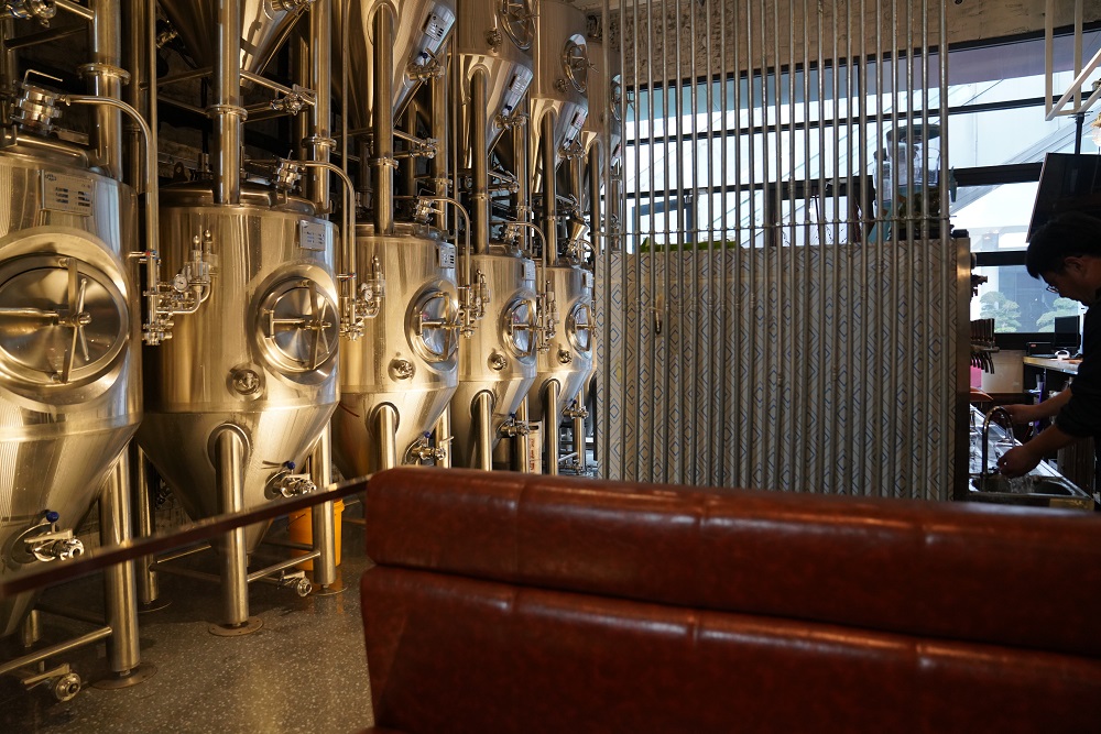 精釀<a href=http://m.jsrgmr.com/ target=_blank class=infotextkey>啤酒設(shè)備</a> 酒吧發(fā)酵罐 啤酒發(fā)酵罐 啤酒屋發(fā)酵罐