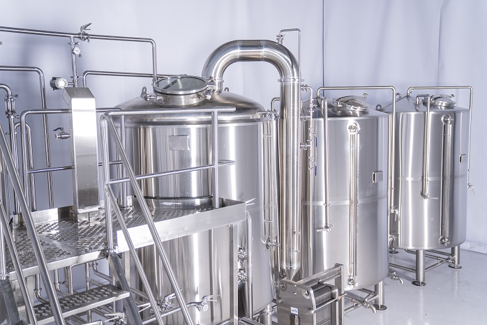 山東天泰<a href=http://m.jsrgmr.com/ target=_blank class=infotextkey>啤酒設備</a>-煮沸鍋